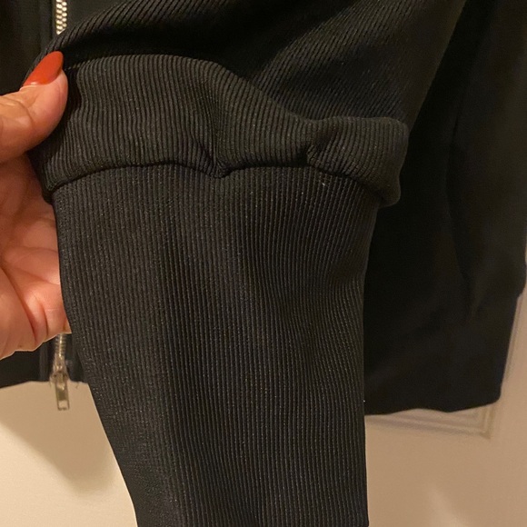 Women's Black Zip-Up Jacket - Picture 4 of 8